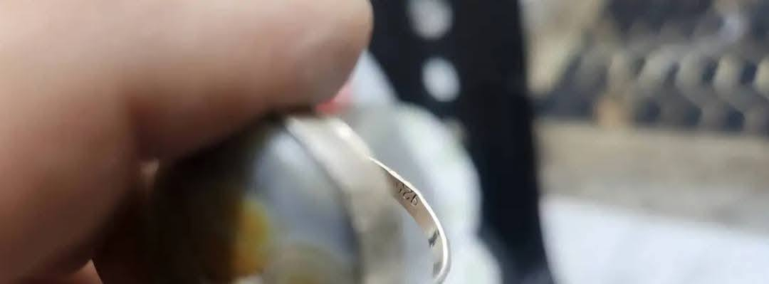 السلام عليكم محابس سليماني العدد2  صياغه يدويه فضه عراقيه 925 السعر 55 مع توصيل الحجز والتواصل *********** وتساب
موجود توصيل كل المحافظات
