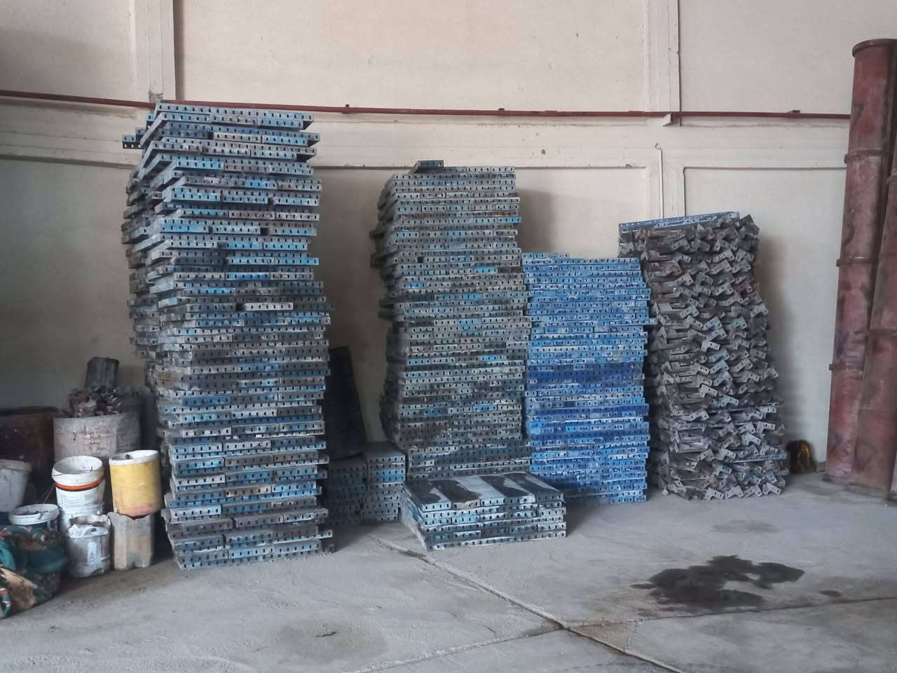 سكله الكرار للبيع وتأجير قوالب الدنك المربعه  والدائري والجدران وفخات الرباعيةوبيع عوازل الصب
***********
***********
***********
العنوان حله مقابيل الحي الصناعي شارع الكبان منطقة كراغول
