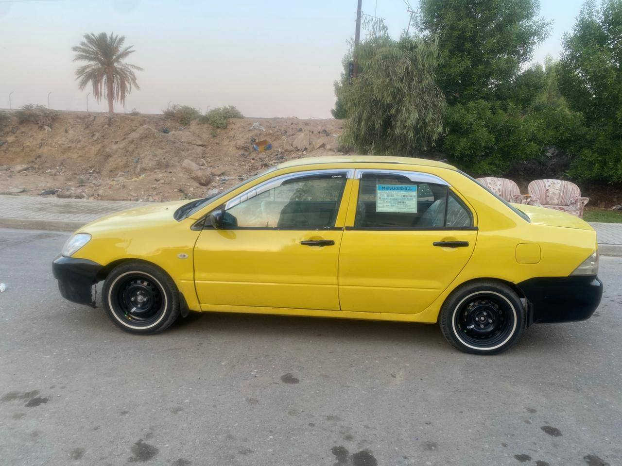 السلام عليكم لانسر موديل ٧ كير اوتماتيك مكينه كير حداديه كهربائيات مكفوله باسمي مصفره السياره عارضها ٦٠ وبيها مجال رقمي *********** مكاني بغداد
