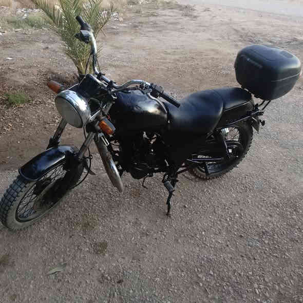 دراجه خمسه كير للبيع كاملة مكينه خرسة تايرات جدد السعر 275مكاني الغالبيه ***********
