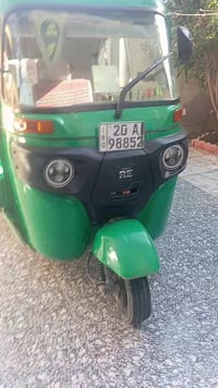 تكتك للبيع موديل 22 لسعر 8و700بيها مجال انشاء الله للشراي هذا لرقم للا...