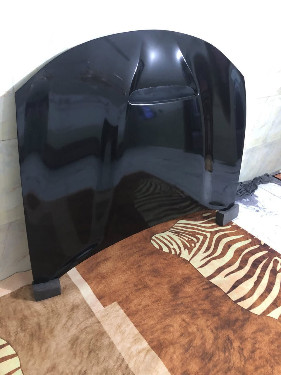 بنيد تايون ابو الفتحة اسود خام (تجاري درجة اولى)  للبيع
اشتريته استخدمته مدة   اسبوع و بعت السيارة ورجعت التصلي  اللي يريده اسمح بالسعر عن الشراء 
المكان / البصرة / قضاء المدينة 
رقم  ***********
