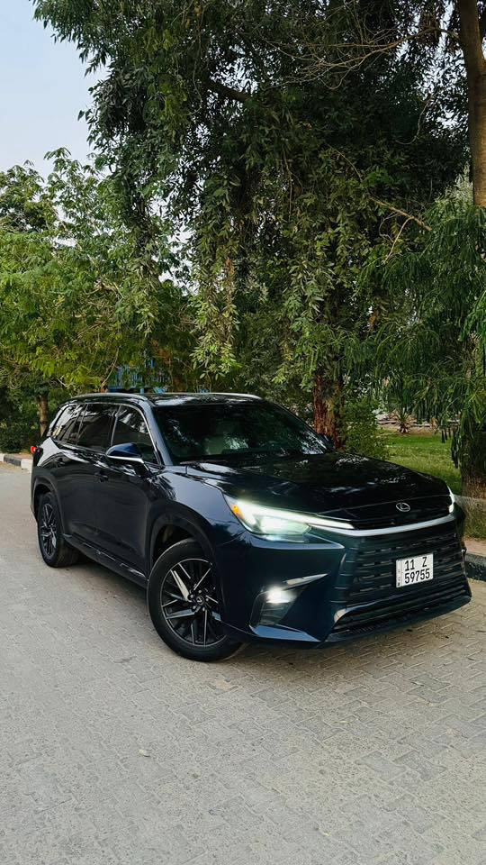.
السلام عليكم 
للبيع  او مراوس Lexus TX 350_2024
المحرك V4_2.4L_turbo
المواصفات Full options  1/1 
ماشية2600 mile  يعني ما ماشيه 7 راكب
السيارة حادثه منشور بالصور 
مكان السيارة كربلاء . السعر 49000$
للاستفسار اكثر الاتصال على الرقم ***********
