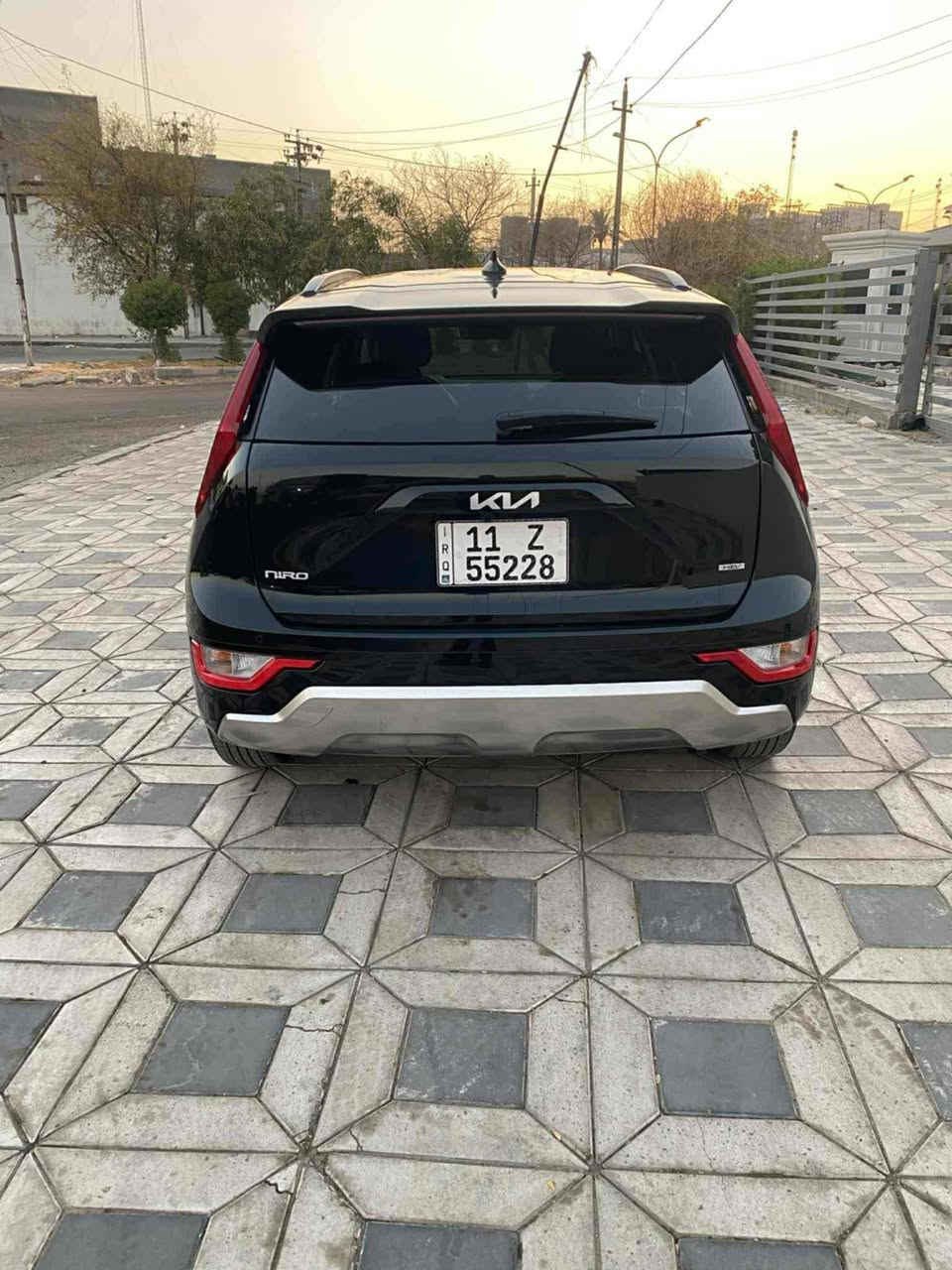 السلام عليكم كيا نيرو ٢٤فول للاخير مراوس بجالنجر أو جارجر ***********
