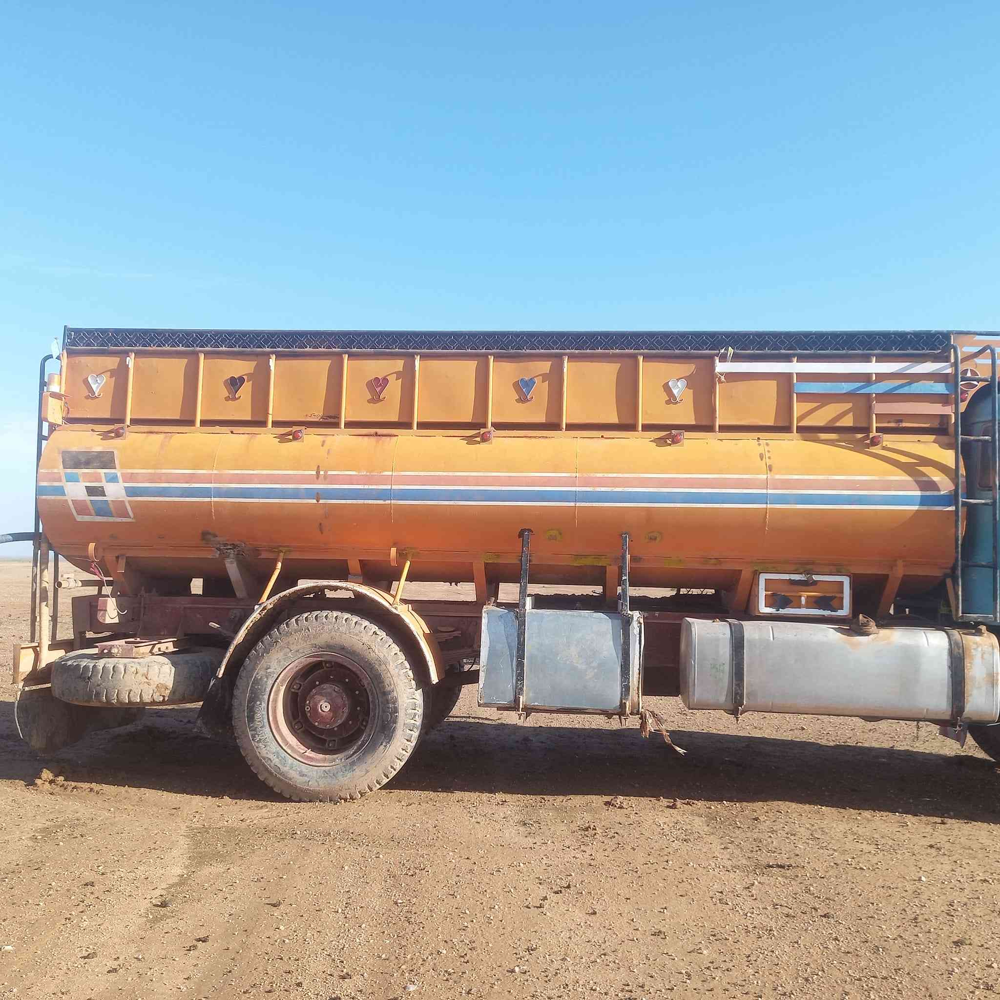 تانكي  قجمه  البيع ***********
