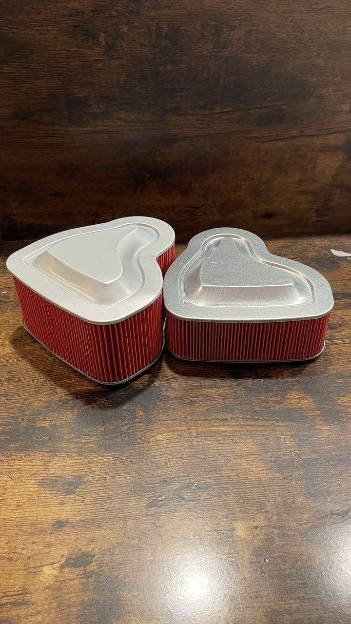 📣📣 وصل وصل 📣📣
 شحنة جديدة من الطلبات الخاصة بزبائننا، واللي جبناها الهم مخصوص من [ الصين ] . هاي القطع مو معروضة للبيع، لكن اذا  تريد نفسهن او شي مشابه نوفره الك  مخصوص وبسعر يناسبك .

🔧 اختصاصنا:
كل ما يخص الدراجات النارية — قطع تفصيخ ، جديدة، اصلية — ونطلبلك من اي دولة او اي موقع يعجبك .

🚚 التوصيل:
من كل العالم لكل محافظات العراق.

📞 رقم التواصل:
[ *********** ]

📱 صفحاتنا:
‏Facebook: [ متجر رايدر ]
‏Instagram: [ @riderstore.iq ]

متجر رايدر — تفاصيل الشحنة : 
كفر شاصي زوج لـ هوندا VTX1800
كفر صفاحيه نيكل لـ هوندا VTX1300
فلتر شوته لـ هوندا VTX1800
فلتر شوته لـ هوندا VTX1300
هورن باخره نيكل 
قبغ اشاره برتقالي لـ هوندا VTX1300
خط ابيض لتايرات حجم 16 
تخم قبضات ويدات وسلايدر لـ ياماها R6
زعانف كاربون فايبر لـ ياماها R6
خرز كلج لـ هوندا PCX125
جفوف
