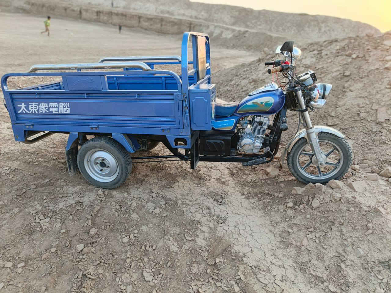 سلام عليكم
ستوته للبيع موديل 2022 اوراق اصولي الستوته خير من الله 
كرهبائيات كله شغالة عداد الكتروني سعر الاتصال على الرقم 
***********
