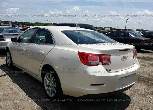 السلام عليكم
ماليبو 2014

صور حادثها كدامكم 
السعر 65 بيها مجال 
مكاني بصرة 
رقمها بصره بإسمي 
تحويل شوكت ما تحب 
اي تفاصيل واتس اب 
***********
