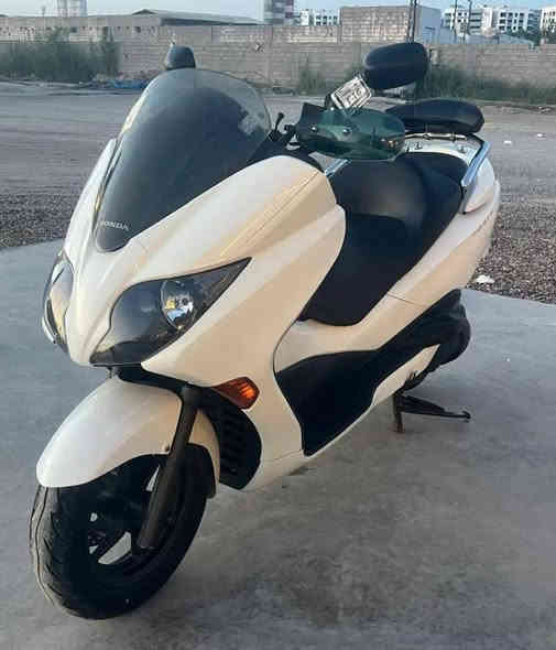 فورزه صفر ١٠ فول موصفات اس سفن سعره الدرجه ١٧ $ مكان الكرخ بغداد  خاص موجود رقمي ***********
