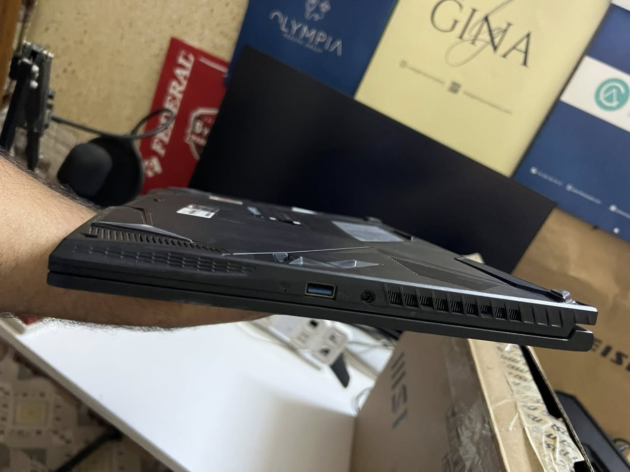 لابتوب للبيع.
i 7 gen 11 H

3050 4GB

Ram 32 Adata 3200

ssd512

كارت داخلي ٨ كيكا

السعر النهائي ٨٥٠ الف 

مكاني ديوانيه ماعندي توصيل. 

الجهاز معتني بي 

كل ٦ اشهر ابدله معجون حراري. وطورت راماته من ١٦ ل ٣٢. 

ومشتغل علي برمجه وبلندر وجميع برامج ادوبي. ماعانيت من اي مشاكل. 

سبب البيع اريد اشتري اقوه

يرهم للمراوس باقوه وانطي فرق ماكو مشكله .


**إذا كنت صاحب هذا الإعلان وتريد حذفه لأي سبب، رجاءا أرسل رسالة إلى الدعم الفني**