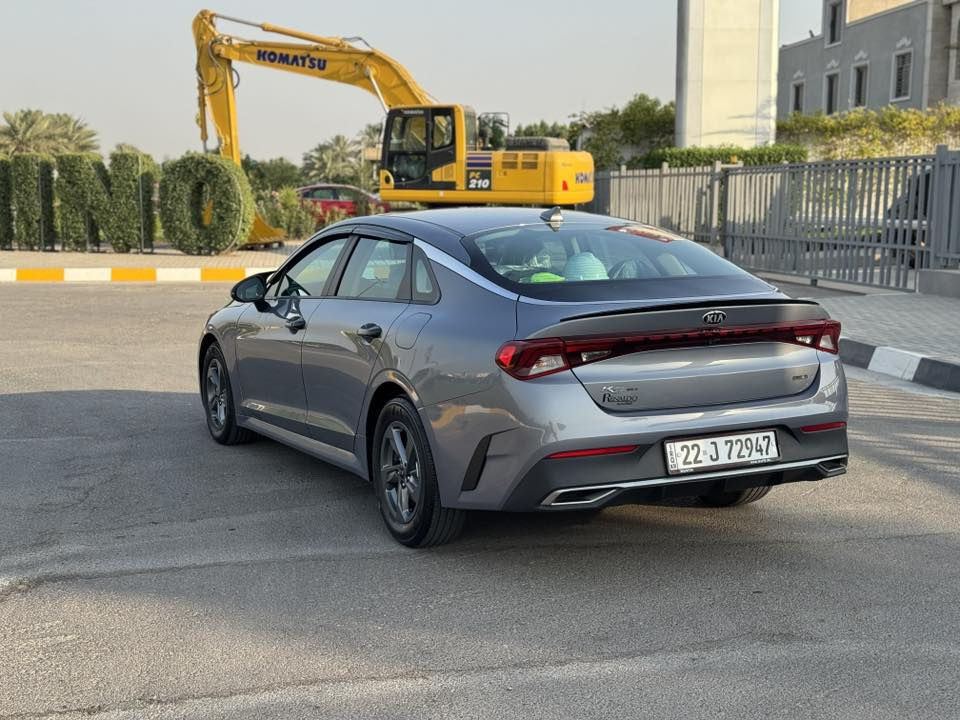 كيا K5  2021
(تحويل مباشر)
ضرر السياره سطحي
جاملغ والبنيد مصبوغ
شواصي لغود براكيت
راديترات كله مكفول
 حتى الدبه مال زراكات مواصله الضرر
((((((بدوووون ايرباگ))))))
هاند بريك بصمه 
رادار امامي
توقف ذاتي 
تحديد مسار 
اوتو هولد
درايڤ مود ٤ وضعيات
تبريد بيانو مناخين
يدات ابوب اسود
مرايا بات مان
سبويلر gt line
بنيد مغلف كاربون فورج
الجام كله مغلف عازل حراري
داش كام امامي خلفي بالسياره  
ارضيات كاربت  الاصليات وياها
باتري جديد ايسي ديلكو

(((السياره ماشيه45 الف فقط))) 
سونر موجود مع السياره

صور الحادث موجوده

السعر المطلوب175$ 

مكان السياره بغداد الكرخ 

للاستفسار ***********
متوفر واتس اب
