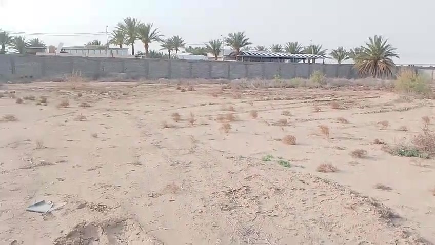 دونمين للبيع خلف جامعة المستقبل السند طابو زراعي صرف متوفره كافه الخدمات كهرباء مي اساله تبليط عشره متر تنباع دونمين دونم نص دونم مسيجه بالكامل الإتصال على الأرقام ***********×××***********
