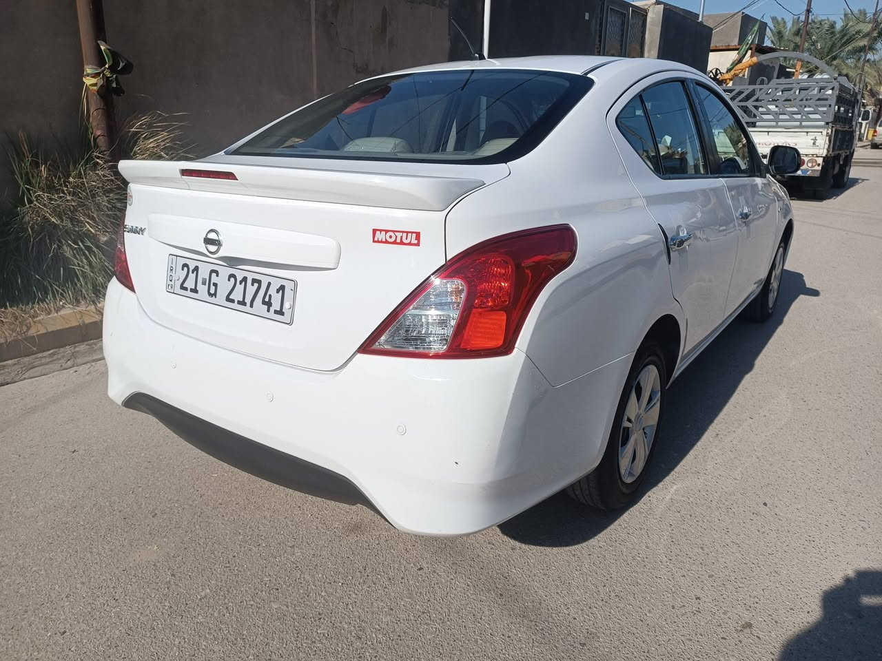 سلام عليكم نيسان صني هندي اللبيع موديل 2019 سليمانيه بسمي ماشيه 54 جديده بي بارد باب خلفي وجاملغ خلفي بي صبغ وباقي كفاله موبايل *********** مكان سيارة الرميثه
