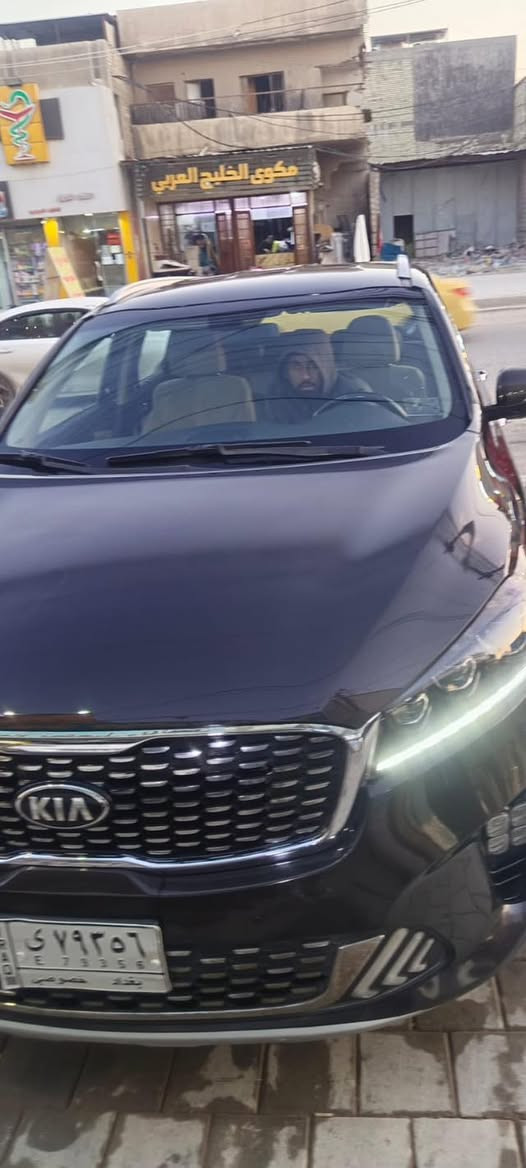 سورنتو خليجي موديل 20 مكفوله من الضربه والصبغ بيه شخوط بصيطه موضحه بل فديو محرك 6 سلندر كير 8 نمر فول عده الفتحه السعر 23 الف وبيه مجال مكاني بغداد الرقم ***********
