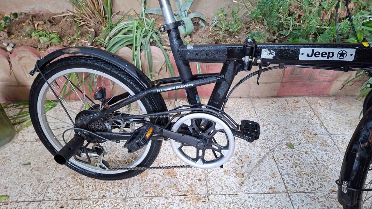 بايسكل ماركة JEEP قابل للطي
حجم 20
بريكات شغالة 
كير شغال 6 نمر 
جانب الايسر حي الصديق 
السعر 95 وبي مجال


**إذا كنت صاحب هذا الإعلان وتريد حذفه لأي سبب، رجاءا أرسل رسالة إلى الدعم الفني**