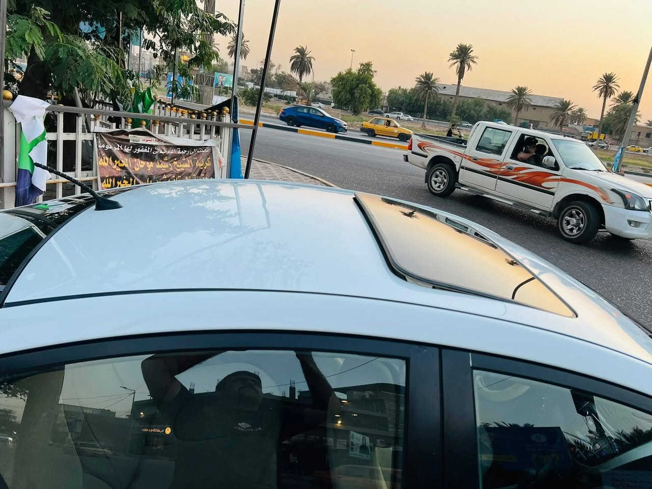 السلام عليكم اكسنت للبيع ٢٠١٦ خليجي فتحت سقف تحكمات فول مواصفات رقم بغداد جديد +هزه جديده محرك ١٦٠٠ دبل قطره تخم تاير +تبريد ثلج سنويه جديده وبسمي تحويل ثاني يوم بيها صبغ صفحت السايق السعر ٩٥وبيها مجال للاتصال *********** العنوان بغداد الدوره ابو دشير
