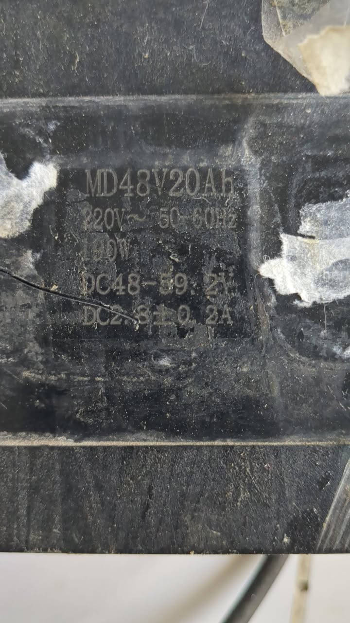 شاحنه لدراجه شحن 48 فولت 20 امبير مستخدم السعر 10


**إذا كنت صاحب هذا الإعلان وتريد حذفه لأي سبب، رجاءا أرسل رسالة إلى الدعم الفني**