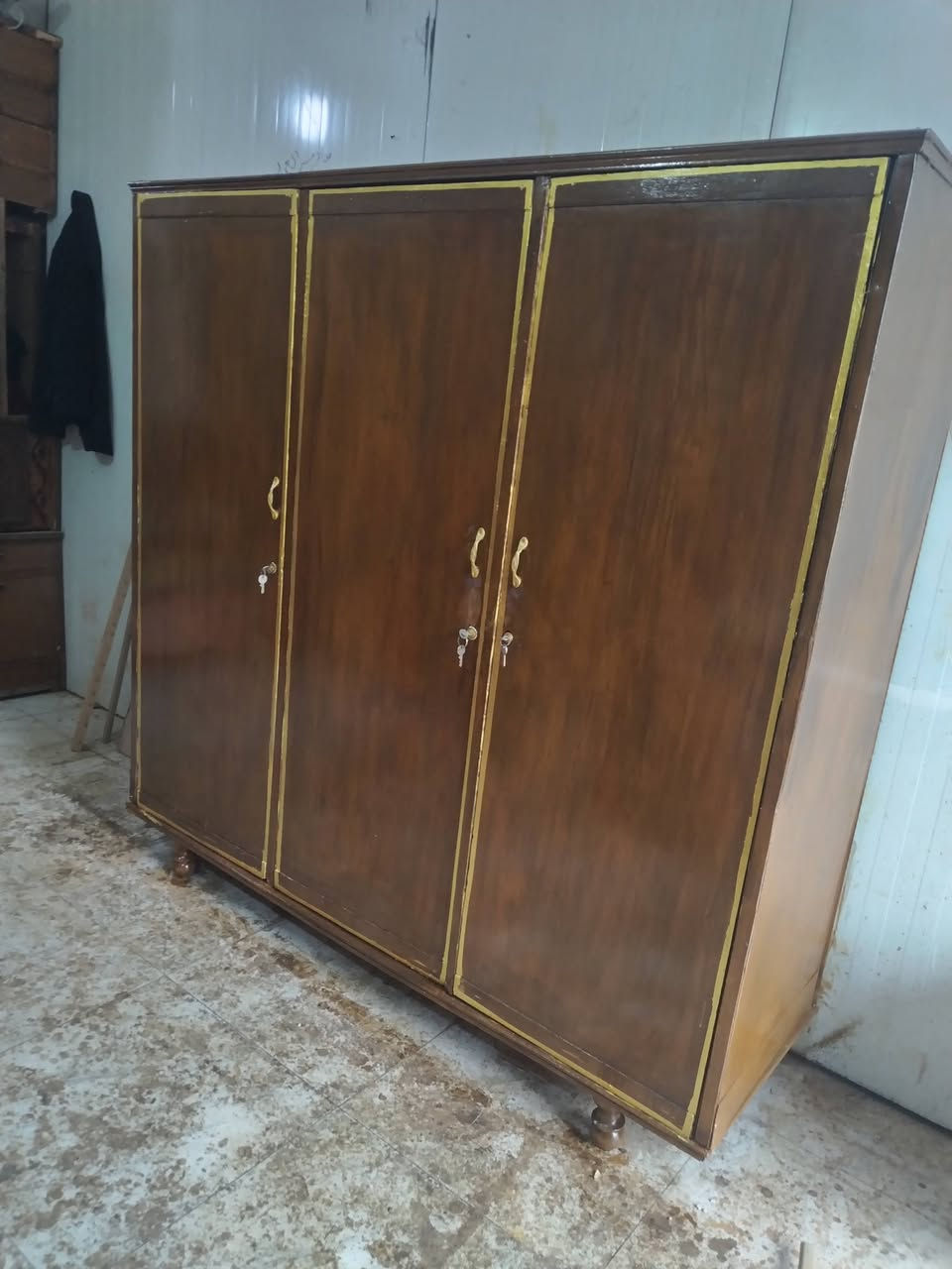 السلام عليكم
كنتور ٣ أبواب صاج متواضع للمتواضعين
السعر ١١٥
المكان الكريعات مقابل مطعم البلام العائلي
موبايل ***********
لانرد على التعليقات فقط الاتصال
