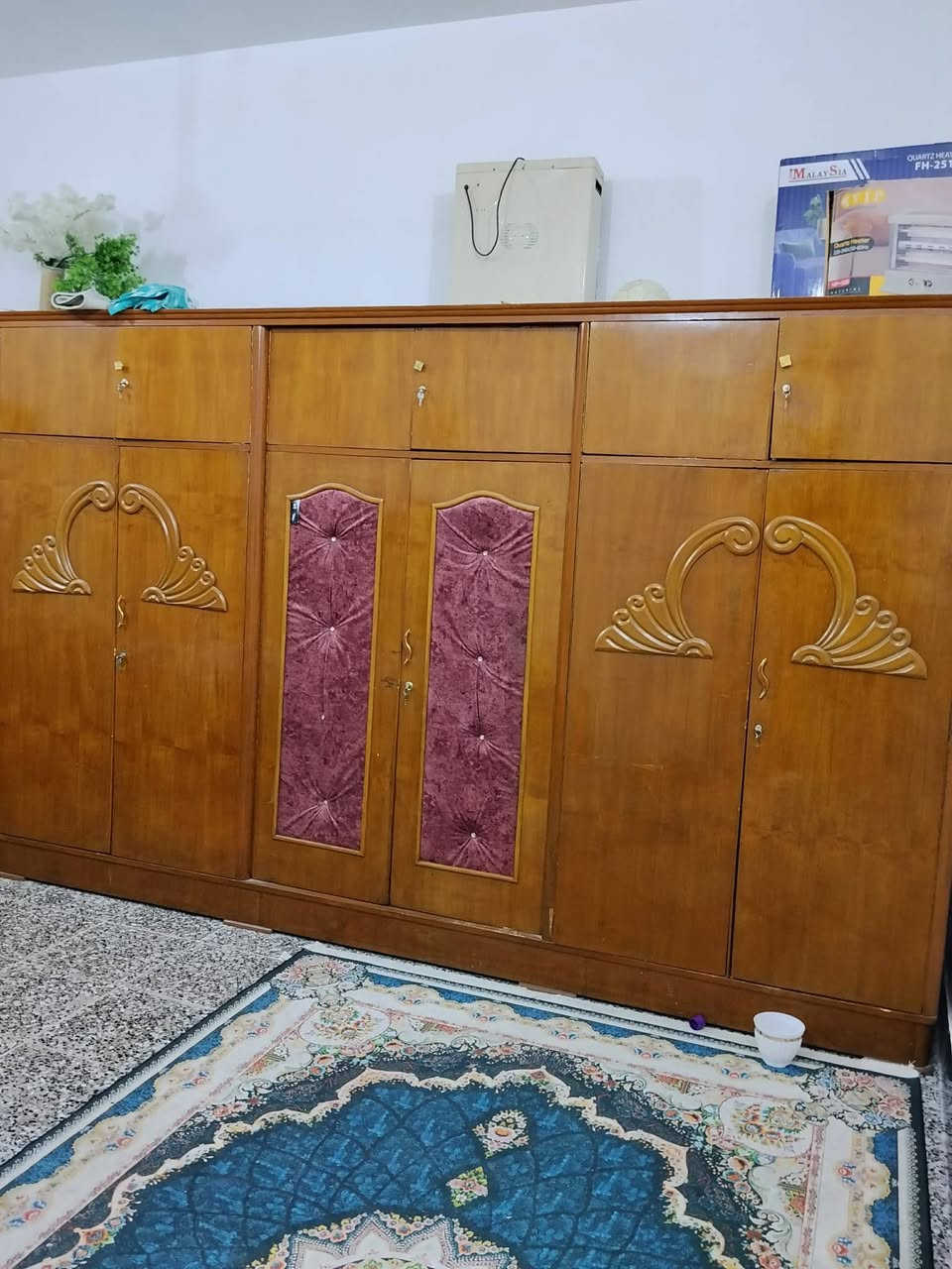 عندي غرفه عراقيه اسعارها 400 وبها مجال والفرن حجم الكبير مع اسواني ملات سعره 40 بمجال شغلوا على الفحص والغساله الاوتوماتيكيه سعرها 200 وبيها مجال تاخذ 18 كيلو تخم سعره 500 وبيها مجال تسكام. مسويمليون و700 قبل كم شهر مكانهن الغرض نجف


**إذا كنت صاحب هذا الإعلان وتريد حذفه لأي سبب، رجاءا أرسل رسالة إلى الدعم الفني**