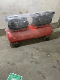 كمبريسر جديد للبيع 350 لتر السعر 800الف وبي مجال بسيط  للاستفسار 07881...