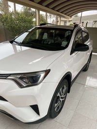 راف فور السعر 165 موديل 2018 وراد امريكي  مثل ماا موضح كدامكم السياره ...