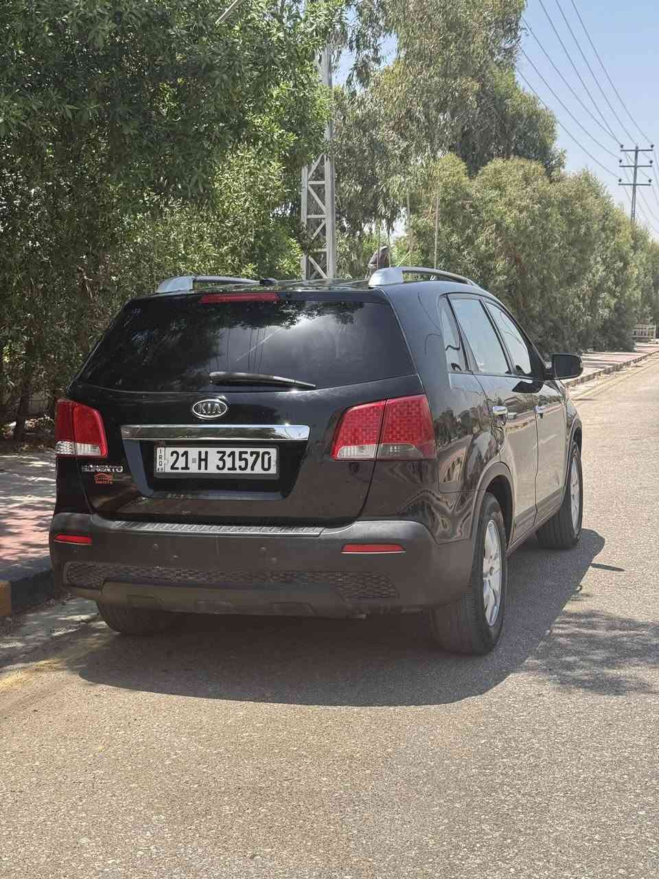 سلام عليكم
سورنتو ٢٠١٢ وراد امريكي 
محرك ٤سلندر GDi  
‏٧ راكب 
حداديه جديده ستوني مسويها 
تبريد ثلج 
كير محرك كفاله 
رقم سليمانيه جديد تريد تحويل تريد وكاله 
السياره داخله للعراق كلين 
بدون اي ضربه 
السياره نضيفه واحلى من الصور 
رايدها ب١١٥ وبيها مجال بسيط
***********
مكاني النجف

