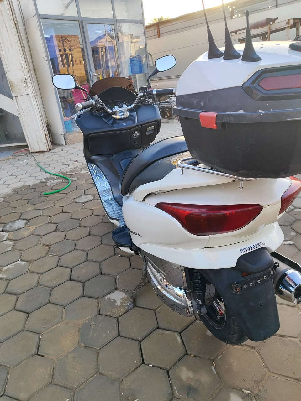 فورزه 08 عميه بلاد كهربائيات كله شغاله كيج بانزين سرعه حماوه كله شغاله تاير خلفي جديد قايش جديد حماوه نص ثابته انسه حماوه تزيود نيكلات ستان حساس دراجه خير من الله سعر 900 وبيه مجال كلش كلش قليل مراسله او اتصال *********** معلومه صندوق مو وياه
