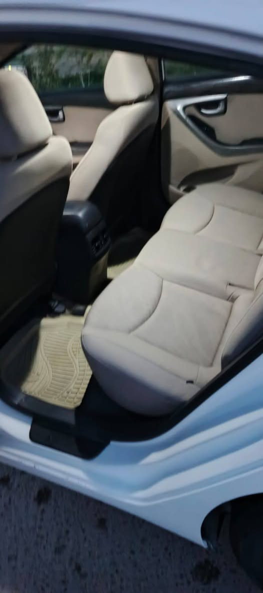 السلام عليكم النتره للبيع موديل 2015السياره خليجيه رقم بغداد نكليزي السنويه لغايه 2030السياره كفالة عامه شويه بارد بيه يم الدوسه كير ومكينه بلاديه لا فتح لاتبديل مواصفات قطعتين تبريد فتحه بلقماره اشاير بالمري امرايات شفط شاشه بلادي تحكمات ستيرن 5ويلكب السياره كله جديده بلاديه عله وضع الشركه السياره جديده مال جناي السياره موجوده في كربلاء السعر 128رقم الهاتف 
***********
