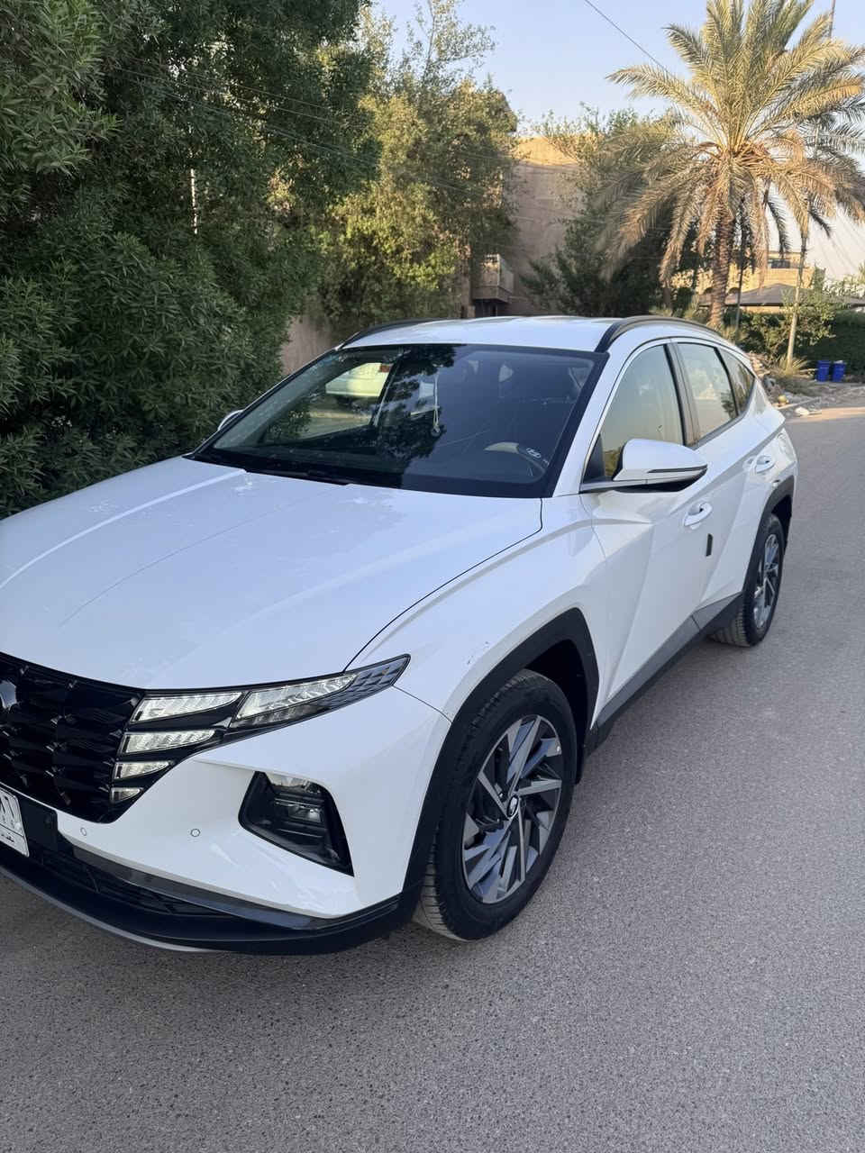 نوسان 2023 خليجي
مان شركة الاولى
عدهه بالضمان
ماشية33 الف
كشنات اسود 
صمة تشغيل عن بعد
اوتو هولد 
نضم نزول منحدرات 
ساد بريك بصمه 
3 وضعيات قيادة
و مواصفات التوسان معروفة
( شبر صبغ بجاملغ المامي )
سعر 210 
بغداد زيونه  ***********
