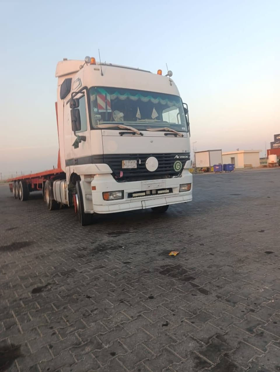 سلام عليكم  لفينيه راس وعربانه  رقم بصره مكان بصره سفوان بسمي تحويل رقم ***********
