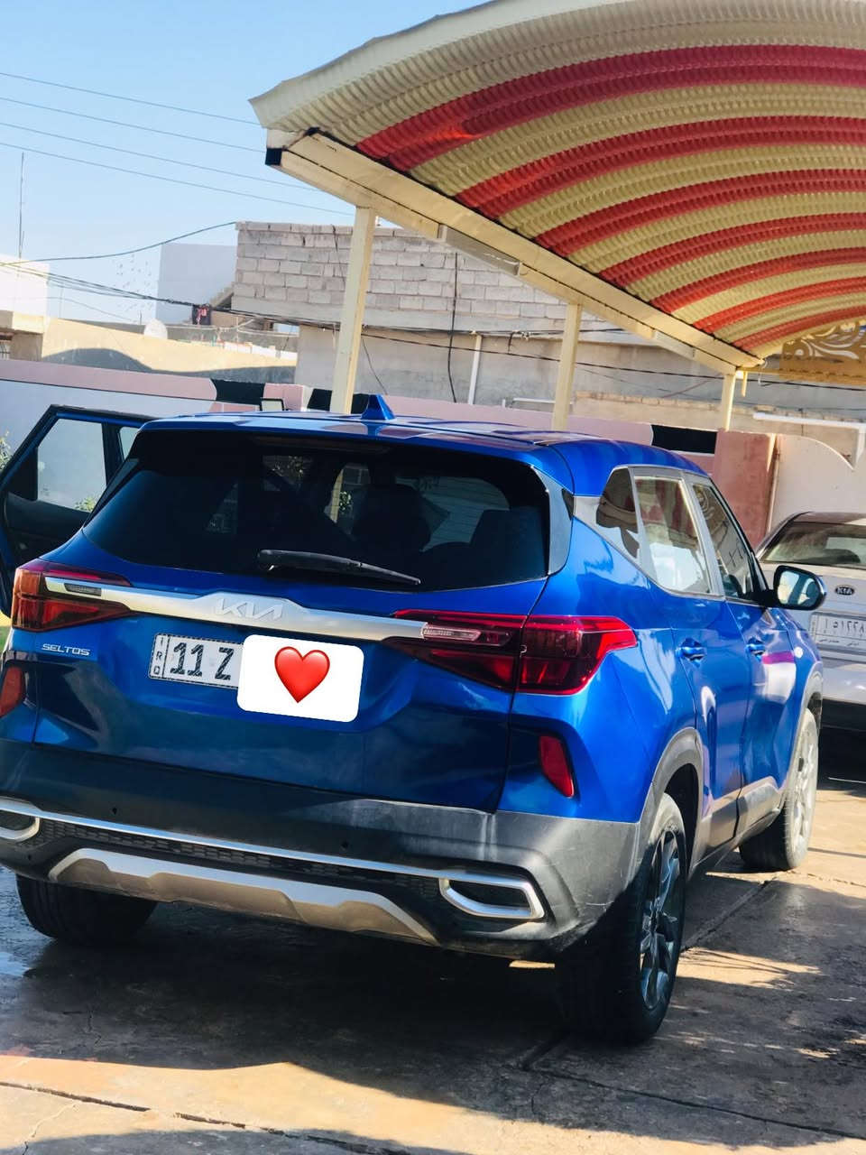 للبيع كيا سيلوتوس موديل22 وارد امريكي
مواصفات
1تشغيل عن بعد
اطفاء ذاتي 
شاشه كبيره 
سياره بأسمي سنويه لل30
باقي الاستفسار ع رقم الهاتف 
مكان السياره ديالى قضاء الخالص
***********
