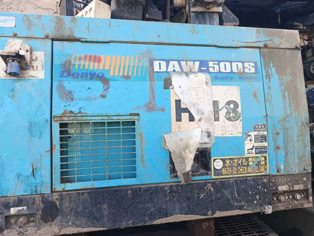 سلام عليكم مكائن كابوتا لحيم حجم المكينة 1703 و حجم التوليد 3 كيفي مكائن جدد زيرو *********** بغداد باب شيخ
