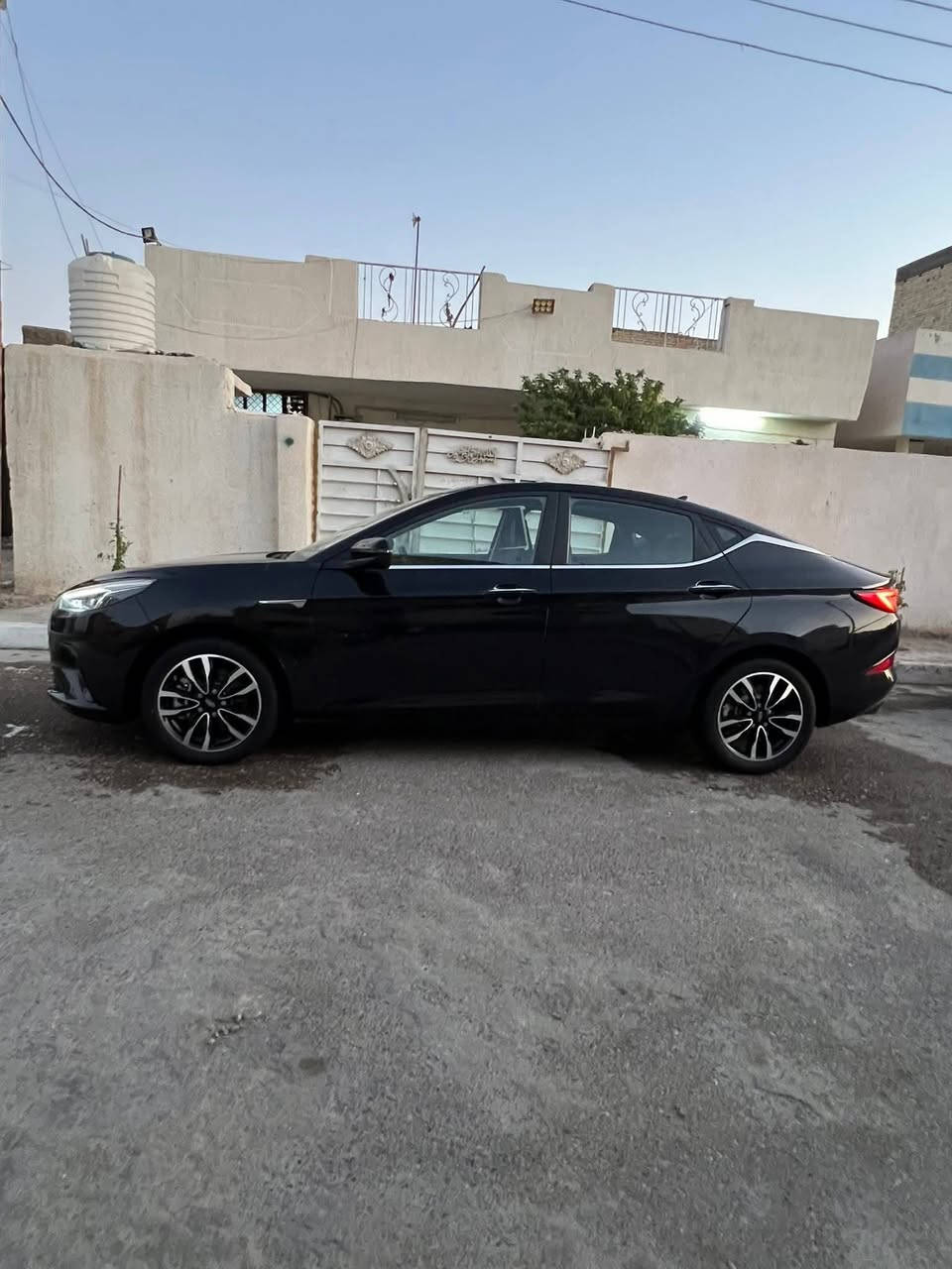 جاك اف اس ٢٠٢٣باسمي ماشيه 22الف مكفوله شركه بعده السعر ١٢٤ فول مواصفات بيع اومراوس مكاني بغداد***********
***********
