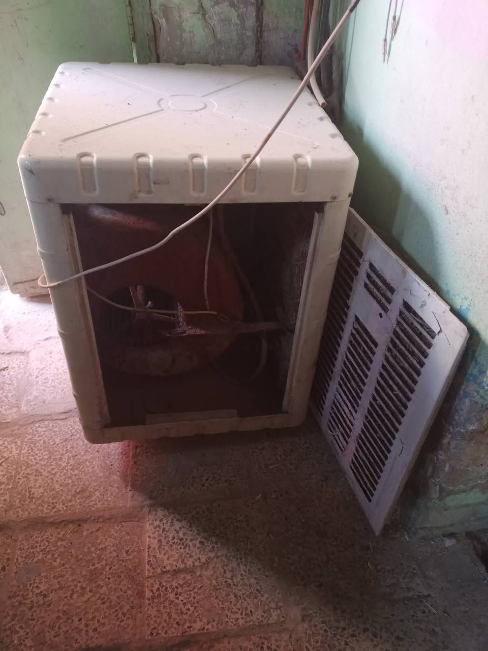 السلام عليكم مبرتين للبيع


**إذا كنت صاحب هذا الإعلان وتريد حذفه لأي سبب، رجاءا أرسل رسالة إلى الدعم الفني**