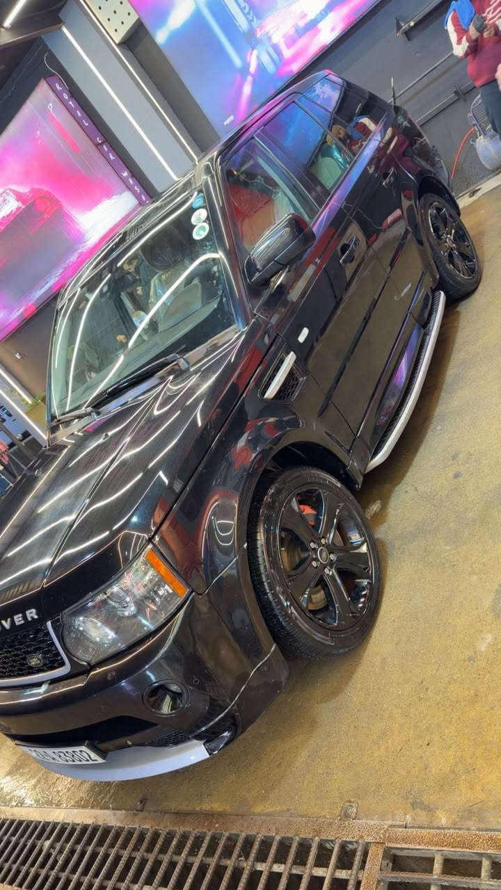 رانج روفر سبورت 2011 سوبر جارج 8 سلندر مكينه 5000 اوتوبايكرافيك وكاله سلدار سياره كلين لا حادث ولا صبغ 1/1 جاهزه مابيها اي نقص رقم اربيل فول فول اي نقص ماكو تراي للبصره اطلع بيها ماشيه 180 الف شاشه حساسات كامرات 5 كشنات كهرباء خزن تحكم ستيرن سياره نضيفه غرفتها كلش جديده ونضيفه كلش كلش 
السعر 145 وبيها مجال 
***********
