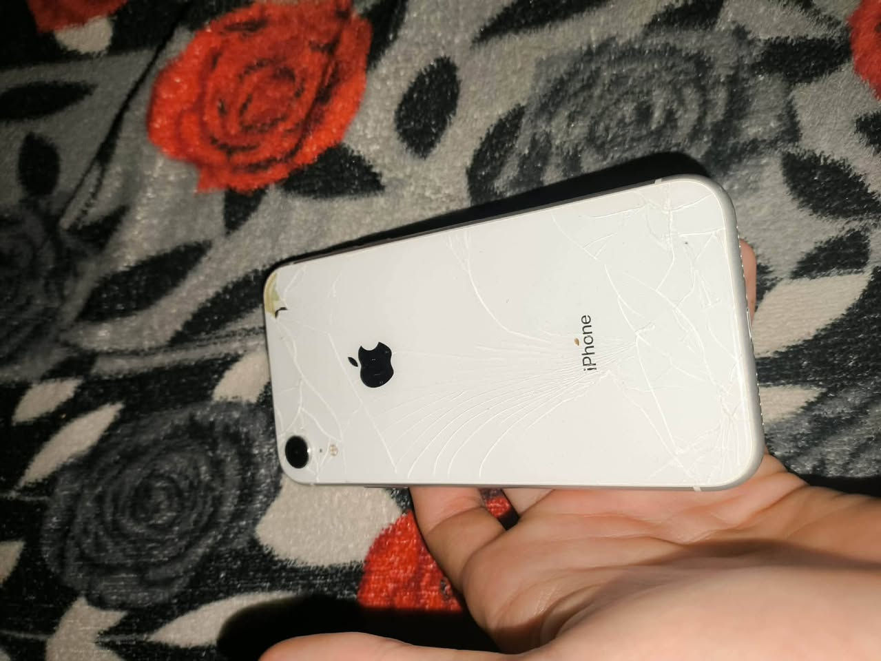 iPhone XR
ذ64
بطاريه79
نضافه95
بلادي ما مفتوح 
للبيع 
التواصل واتساب ***********
