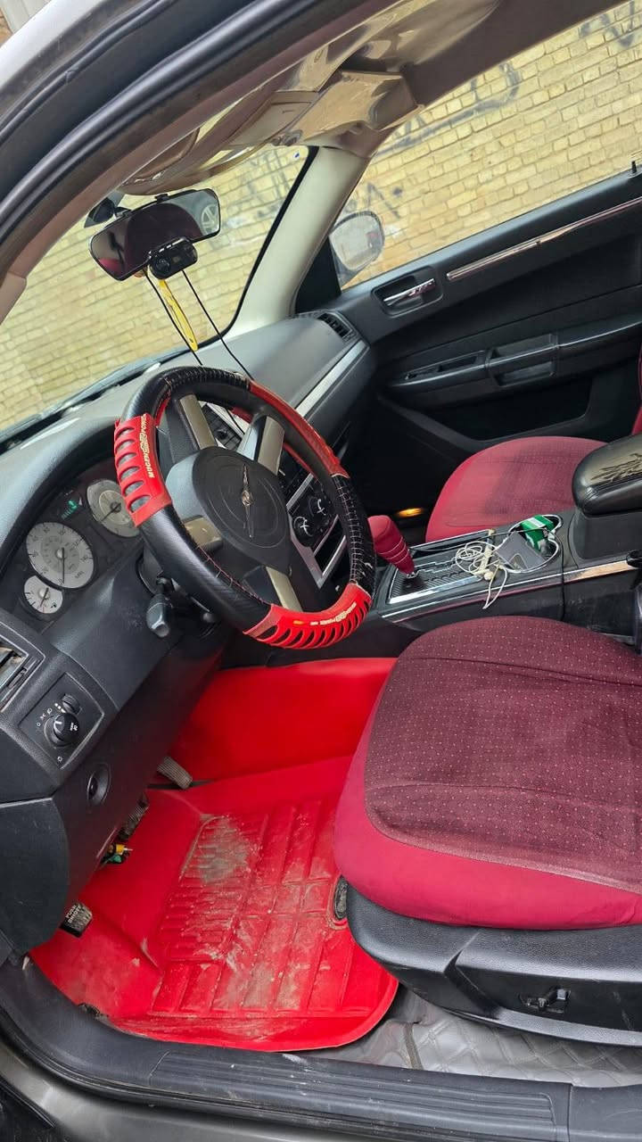 أوباما 8 رقم اربيل بسمي تحويل أو وكاله بيه قطعتين صبغ وقطعتين جراد كير مكين اكسل حداديه اماميه وخلفية تخم تاير صار سبوع من شاده مكينه. 5%3السعر 108وبيه مجال  مكان بغداد ***********.  ***********
