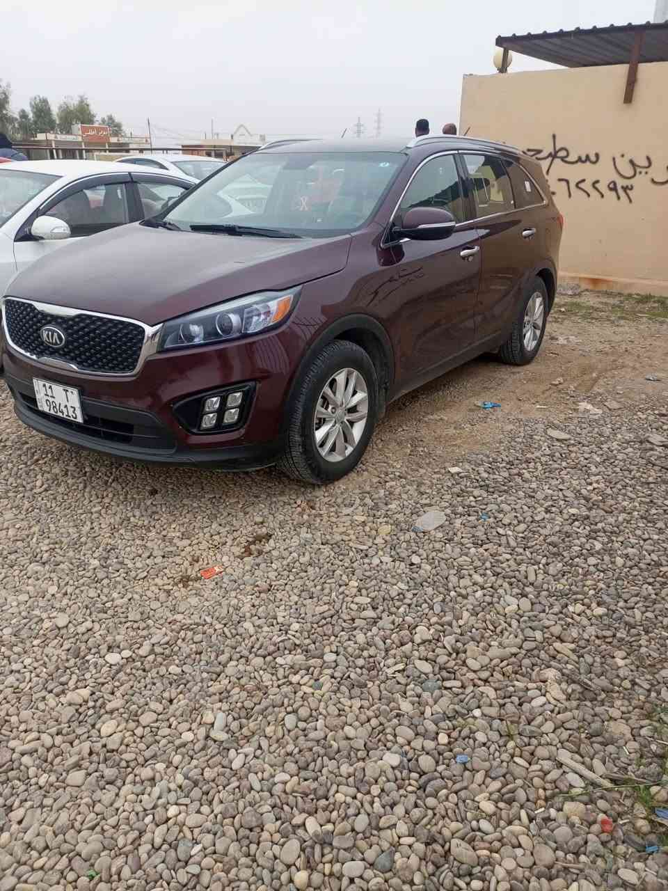 السلام عليكم للبيع سورنتو2017كلين مابيه صبغ خلاص محرك كازكيت مفتوح فقط شرط لاتبخير ولاصرف وكير شرط محرك4سياره جديده حيل مال بيت ماشيه146 امريكي السعر165وبيها مجال يرهم مراوس حسب القناعه رقم بغداد بسمي***********
