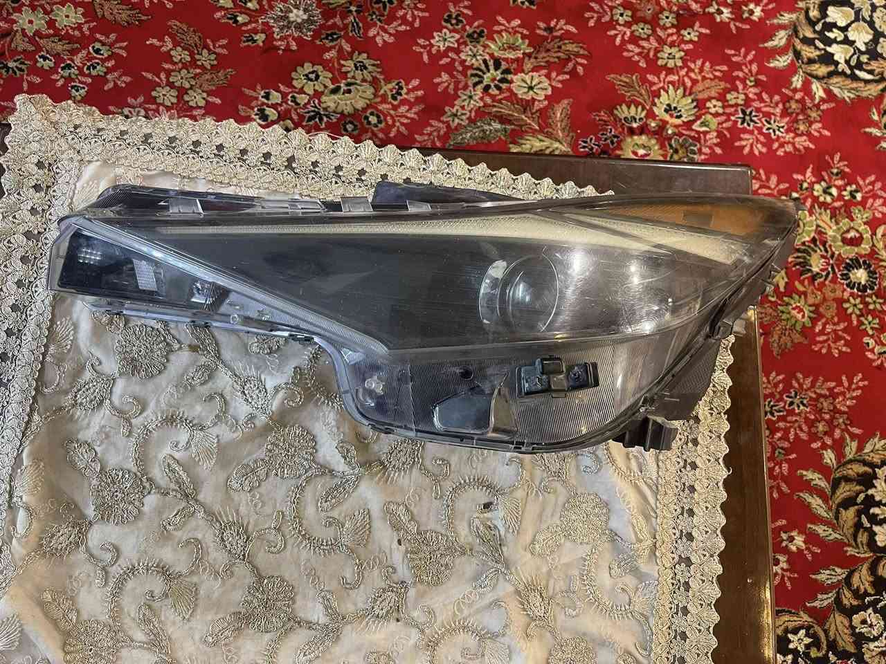 سلام عليكم مازده النترا 22 امريكي تك عدسه بلاديه مال سياره نضيفه 100/100 لا كسر ولا فطر ولا شخط جهه اليسره مال سايق بيها بس الد واكف فقط الاشاره والعالي ناصي و الفسفوره كلهن شغالات ب 120 وبيها مجال *********** مكاني بغداد و اكو توصيل
