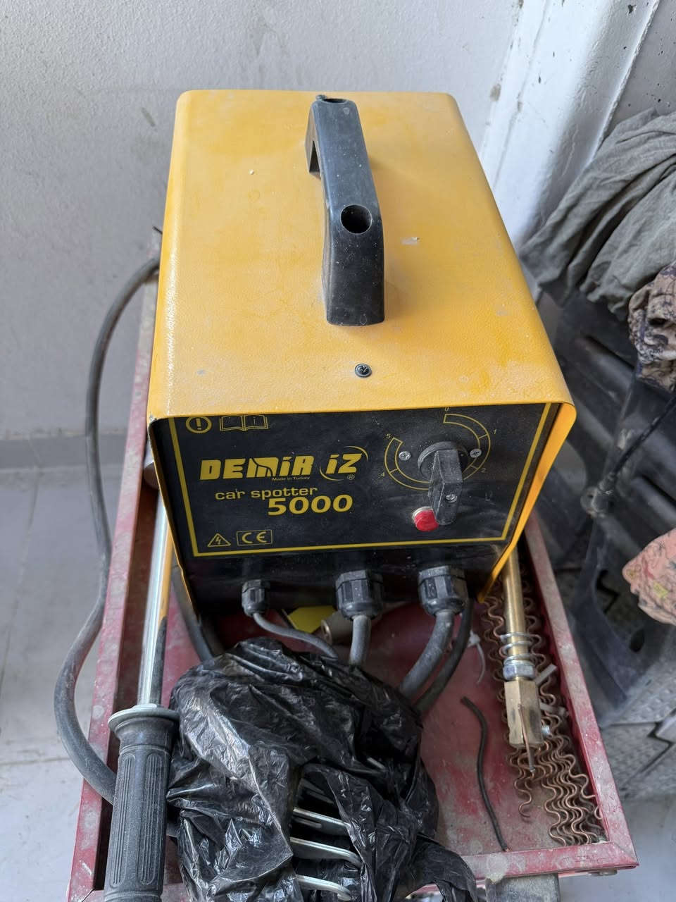 للبيع مع جميع ملحقاته .. 

سعر البيع 350000 قفل
ملاحظة .. مستعمل مرتين فقط 
سعر الشراء 450000 الف


**إذا كنت صاحب هذا الإعلان وتريد حذفه لأي سبب، رجاءا أرسل رسالة إلى الدعم الفني**
