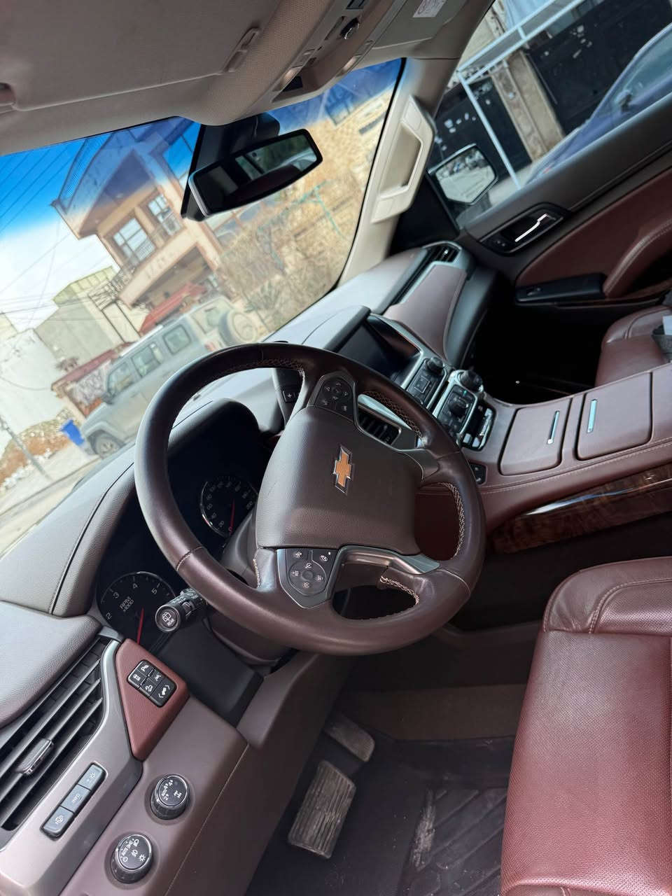 تاهو 2019  فول مواصفات كلين تايتل
مكفوله كفاله حتا دةعاميات بشرت
سيارة ماشية ٧٢٠٠٠ عقيقي
كير محرك بشرت مامفتوح 
عنوان سياره أربيل السعر 330 مجال
*********** أربيل, العراق
