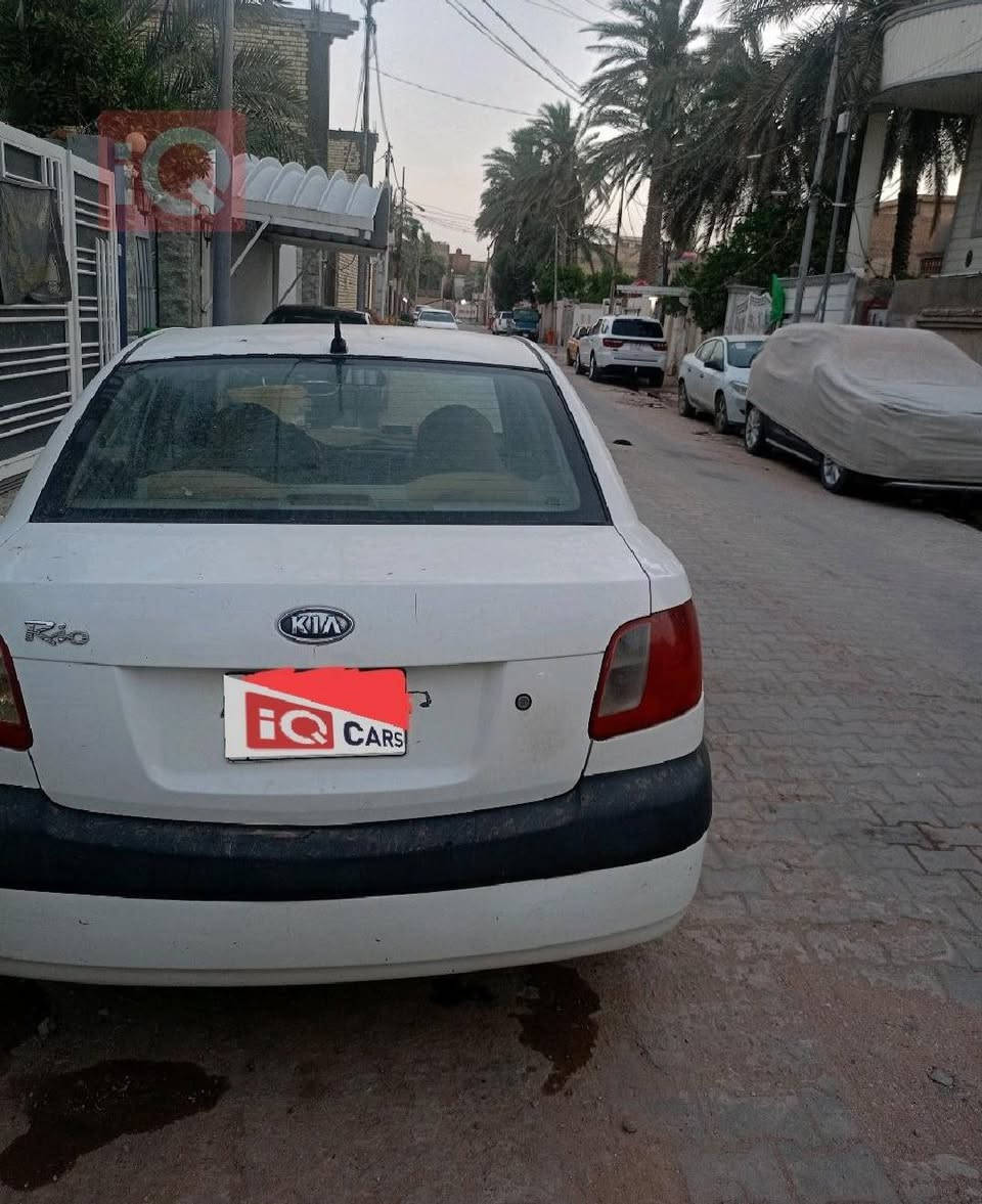 كيا ريو للبيع موديل 2009....سعرها 80 ورقة وبيهة مجال بسيط لمعرفة تفاصيل عن السيارة او شرائها بالاتصال على هذا الرقم (***********)
