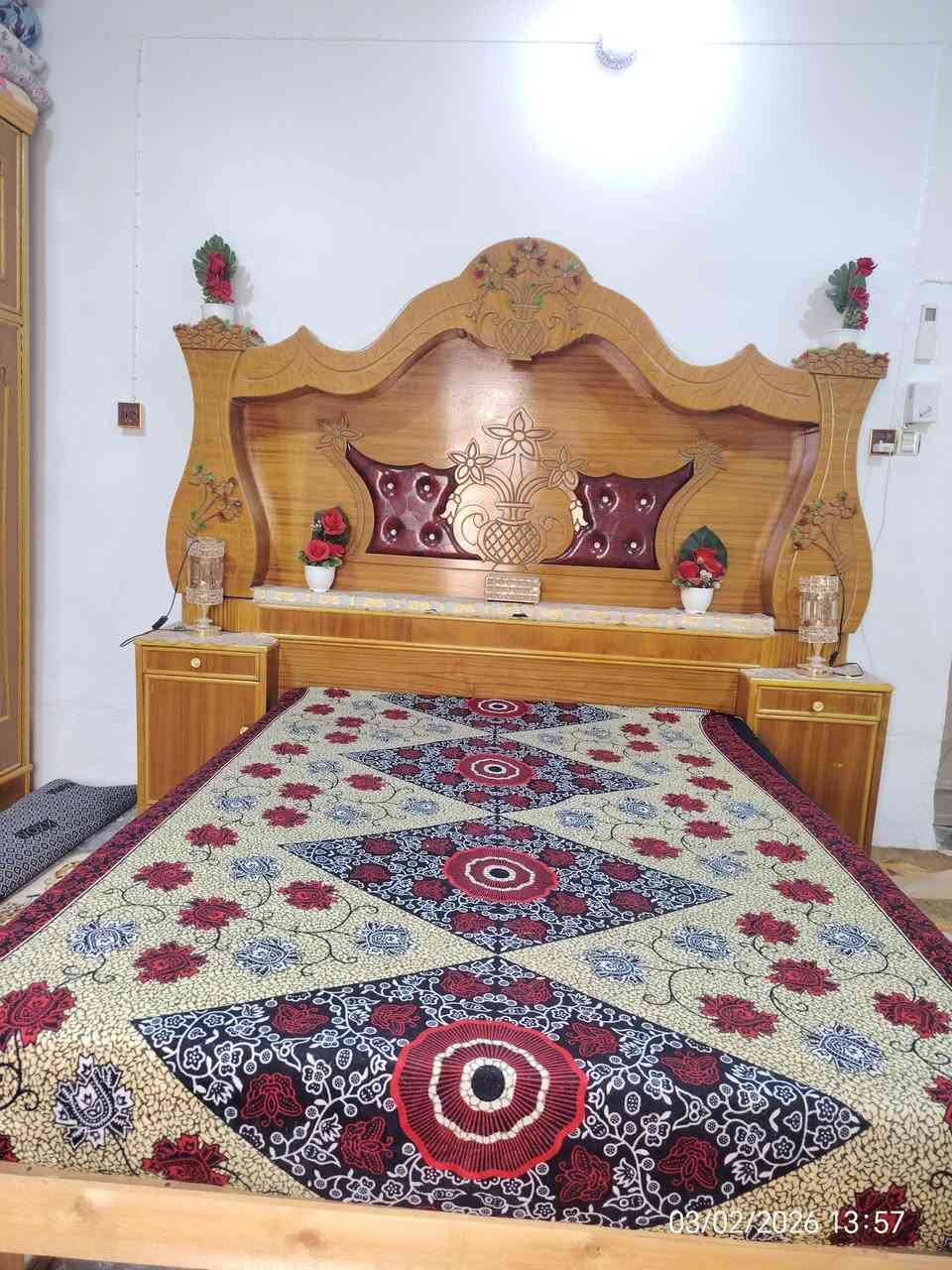 السلام عليكم غرفه نوم كامله نظيفه لبيع سعر ٩٥٠ الف وبيها مجال
هاتف  ***********
