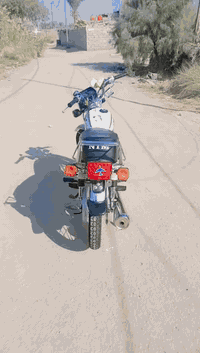 عندي دراجة البيع موديل 26سكنر دراجة نضيفه جدا ماصرله شهر عندي ما جوب خ...