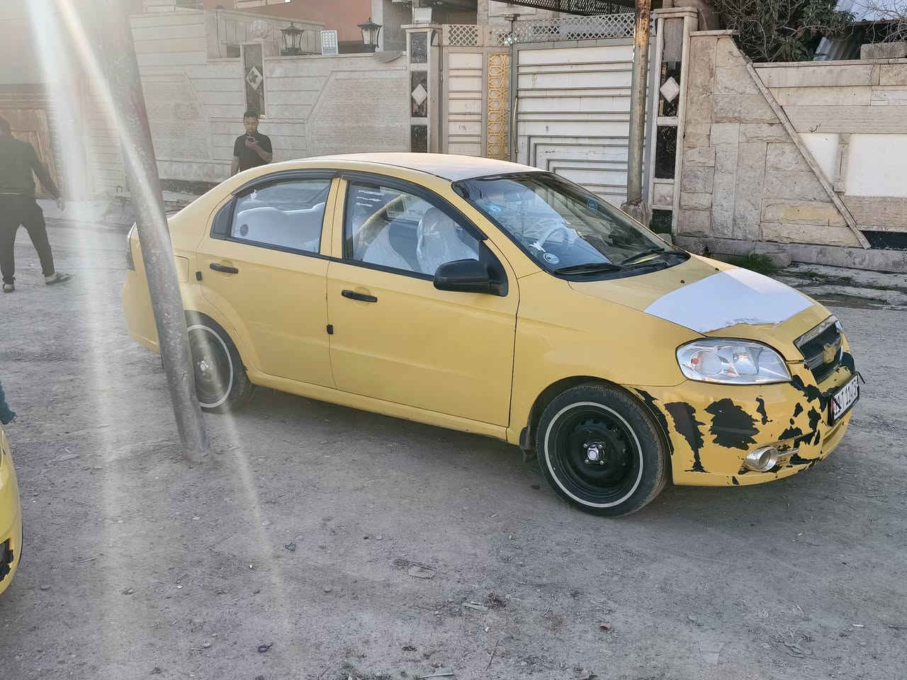 السلام عليكم اڤيو للبيع موديل 2010 كير عادي مكاني موصل/***********
