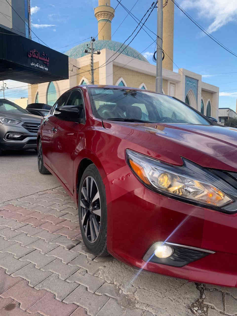 نیسان ئەڵتیما ئەمریکی 
***********
مـــــــۆدیل / ٢٠١٨ 
مواسفات / SR 
.عام کلێری ئەمریکا 
جەمپێکی خەفیفی پێشی هەیە 
بێ ناو گرتن ، ئێڕباگ سوکان 

مەکینە V4_2,5 کەپس 
گـــــــێڕ و مەکینە بەشەرت 
ڕەقەم هەولێر سەنەوی ۲۰۲٤ 
ڕۆیشتن / ٧٨ هەزار میل 

نــــــــرخ ( ٩٦ ) وەرەقە 
( ٦٠٠ دۆلار غەرامەی لەسەرە ) أربيل, العراق
