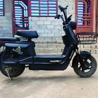 ماطور شحن للبيع نضيف اخو الجديد خمس بطاريات كلشي شغال بي لايت واشارات ...