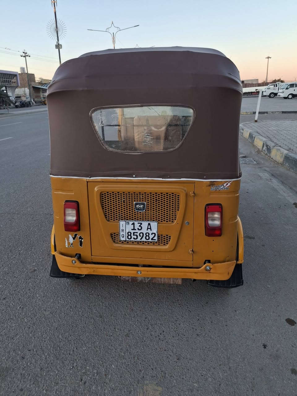 متاح تكتك 21 شهر 5 سنويه تكتك المحرك مفتوح بوشه وبستم فقط الكشره مكفوله السعر 7 وبيه مجال قليل مكاني ميسان حي النداء ***********
