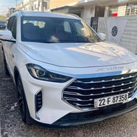 X70 بلاص • ٢٠٢٤ • ماشي ٣٠٠٠٠