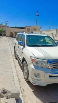 لاندكروز • ٢٠١١ • بصرة